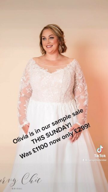 ✨Olivia ✨ only £299 in our sample sale THIS SUNDAY! Get your FREE ticket here - https://www.eventbrite.co.uk/e/sample-sale-huge-reductions-bridal-size-14-40uk-tickets-415908311957