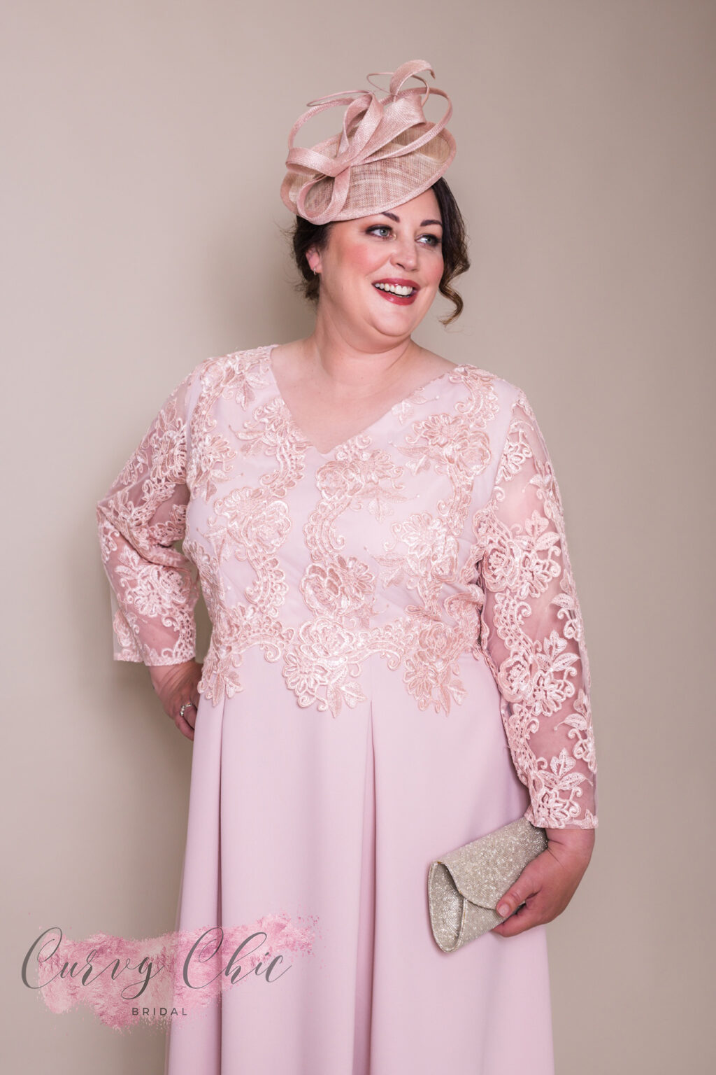 Zahara Plus size mother of the bride/groom Dress close up sleeves