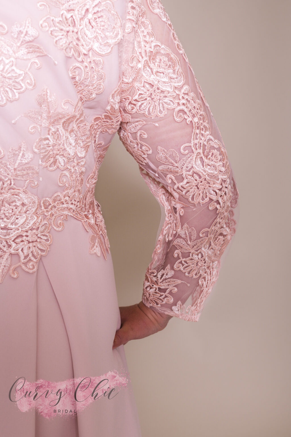 Zahara Plus size mother of the bride/groom Dress close up detail