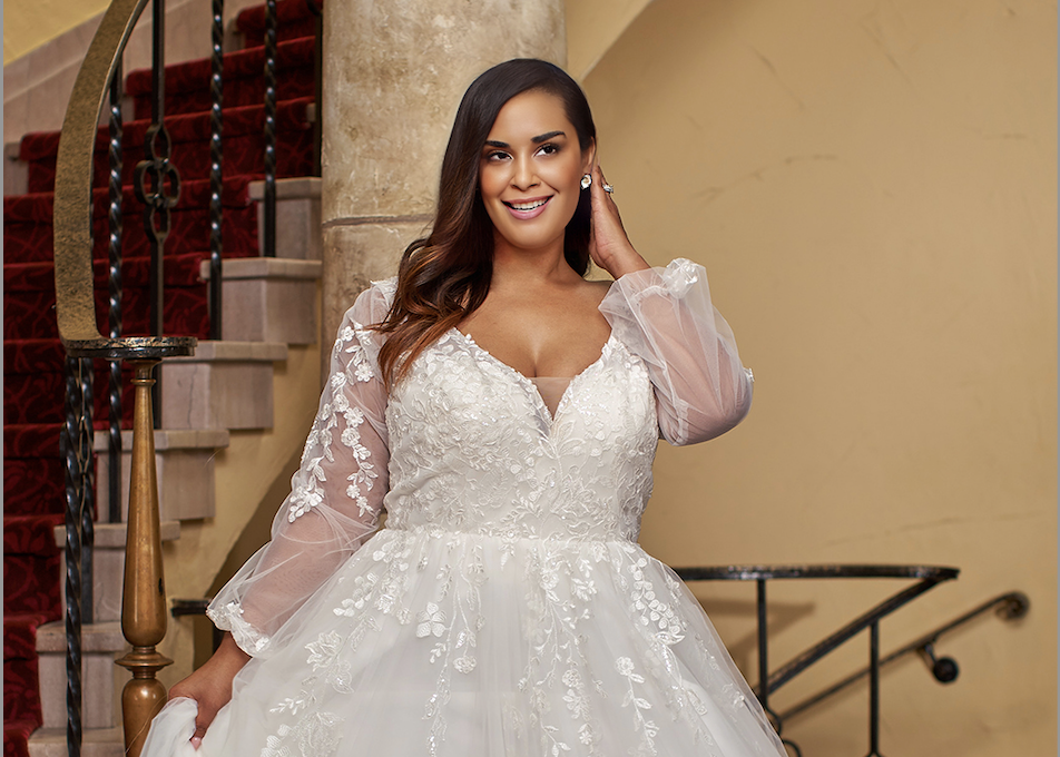 Plus Size Wedding Dress Designer | Pronovias - The Pretty Pear Bride - Plus  Size Bridal Magazine